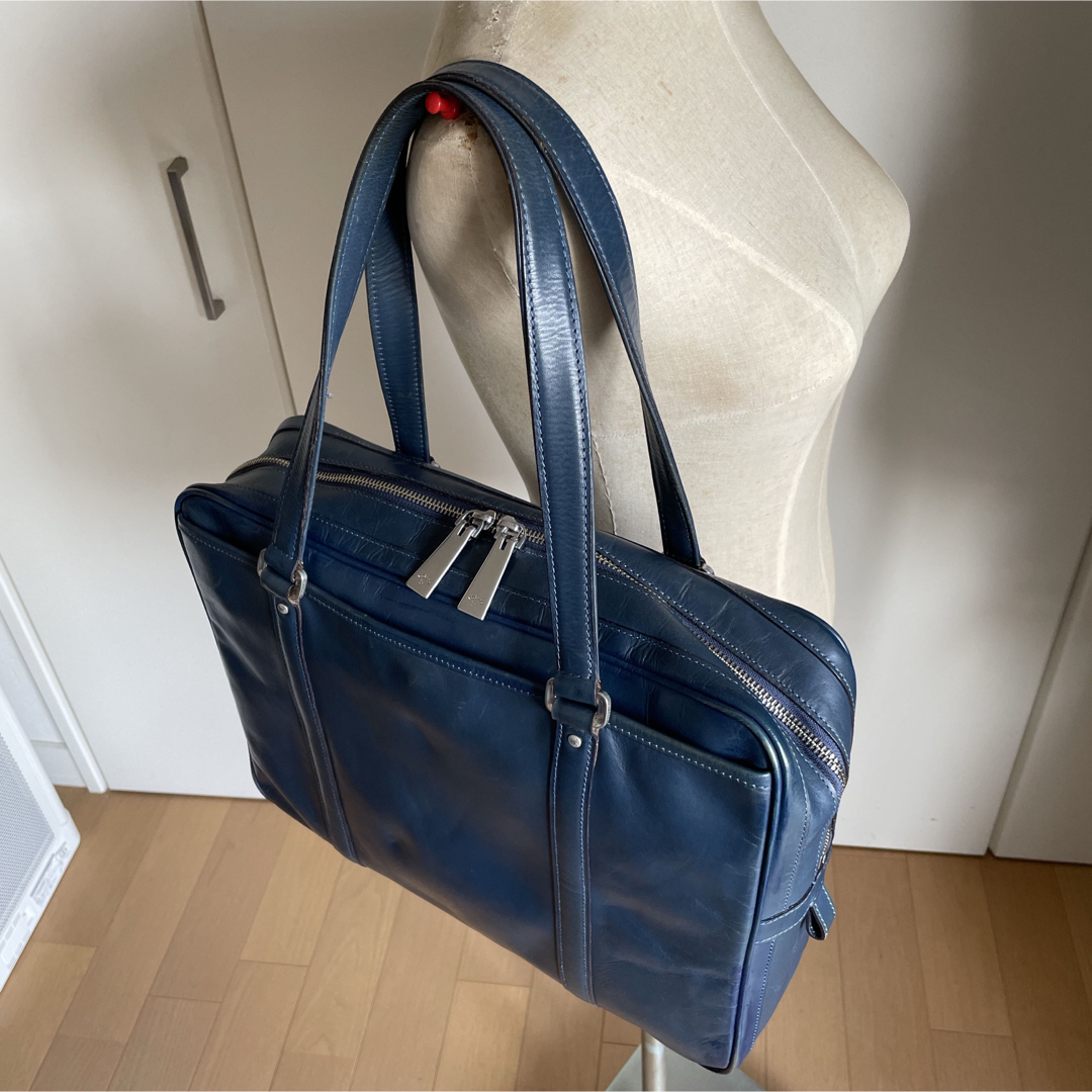 aniary(アニアリ)のアニアリaniary ビジネストートバッグ　ネイビー　中古 メンズのバッグ(ビジネスバッグ)の商品写真
