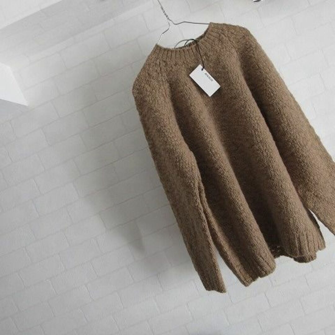 AURALEE(オーラリー)のAURALEE WOOL SLUB KNIT P/O #BEIGE メンズのトップス(ニット/セーター)の商品写真