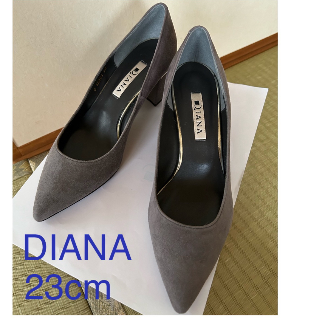 DIANA(ダイアナ)の【美品】DIANA　スエードパンプス　23cm レディースの靴/シューズ(ハイヒール/パンプス)の商品写真