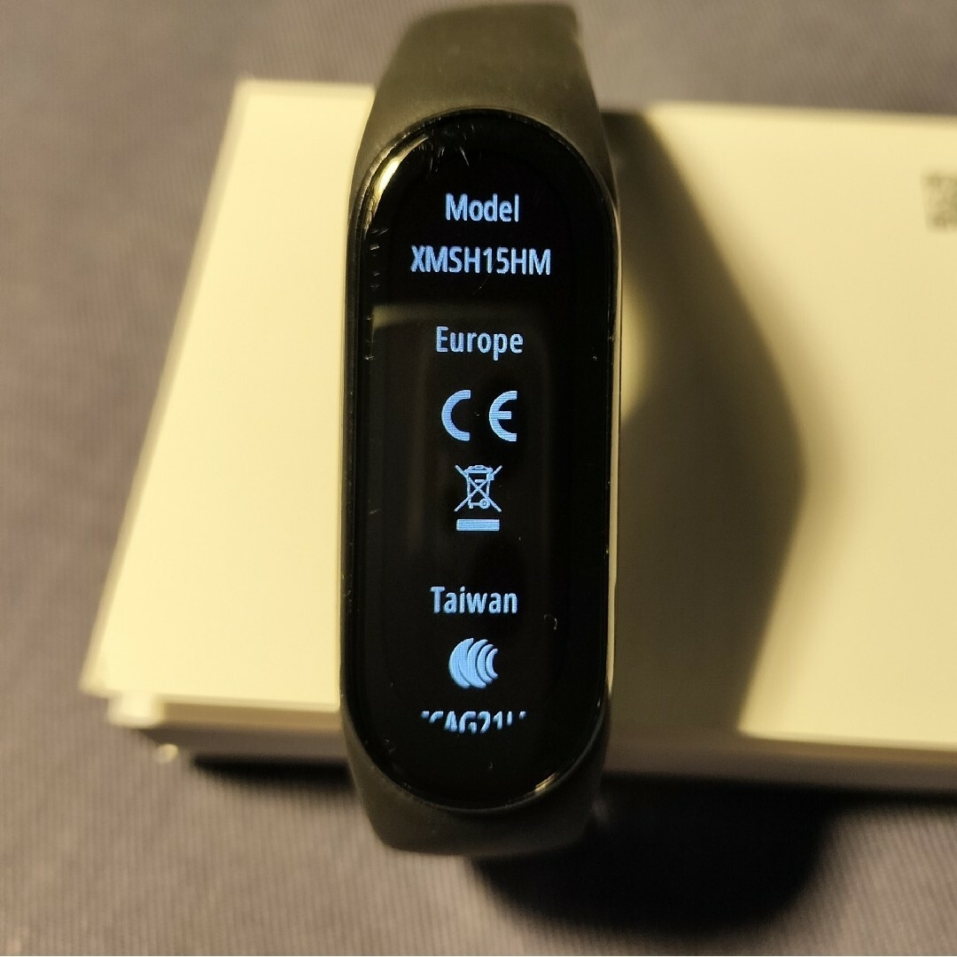 Xiaomi(シャオミ)の中古 xiaomi smart band 6 グローバル版  小米手環6 メンズの時計(腕時計(デジタル))の商品写真