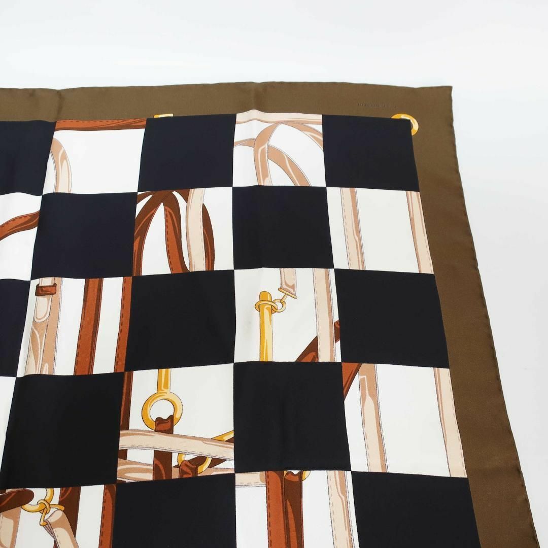 TOMORROWLAND(トゥモローランド)の正規品 トゥモローランド 大判スカーフ シルク100% 正方形 85cm タグ レディースのファッション小物(バンダナ/スカーフ)の商品写真