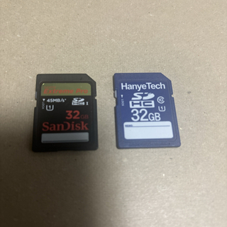 サンディスク(SanDisk)のSDカード2枚セット　中古(その他)