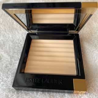 エスティローダー(Estee Lauder)のESTEELAUDER プレストパウダー(フェイスパウダー)