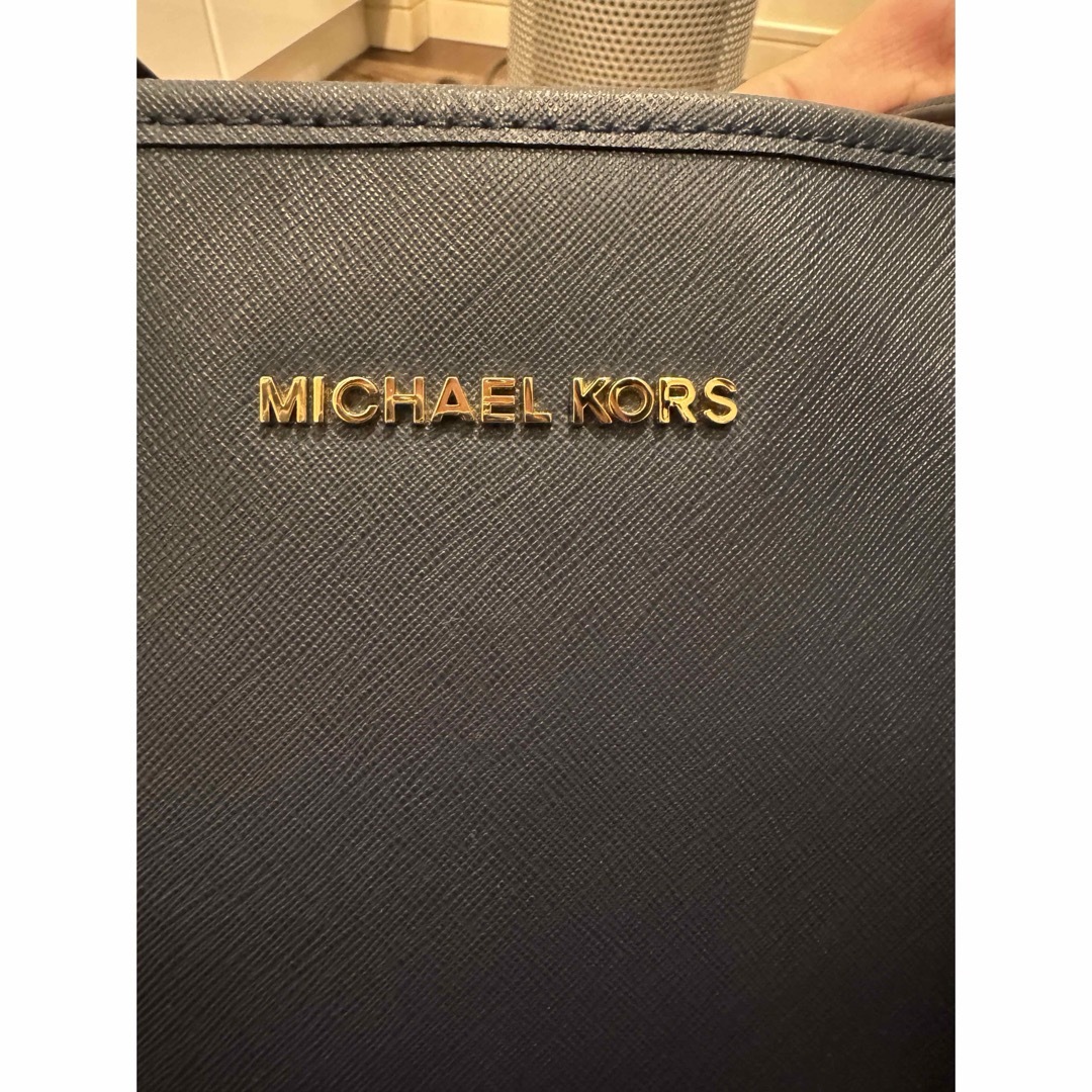 Michael Kors(マイケルコース)の【美品】 Michael Kors マイケルコース 大容量 トートバッグ レディースのバッグ(トートバッグ)の商品写真