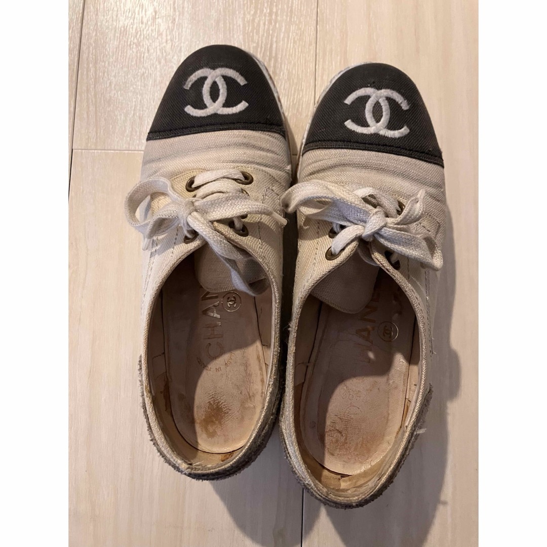 CHANEL(シャネル)のCHANEL スニーカー レディースの靴/シューズ(スニーカー)の商品写真