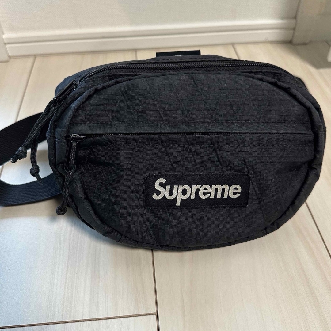 Supreme(シュプリーム)のSUPREME　 Shoulder Bag ショルダーバッグ メンズのバッグ(ショルダーバッグ)の商品写真