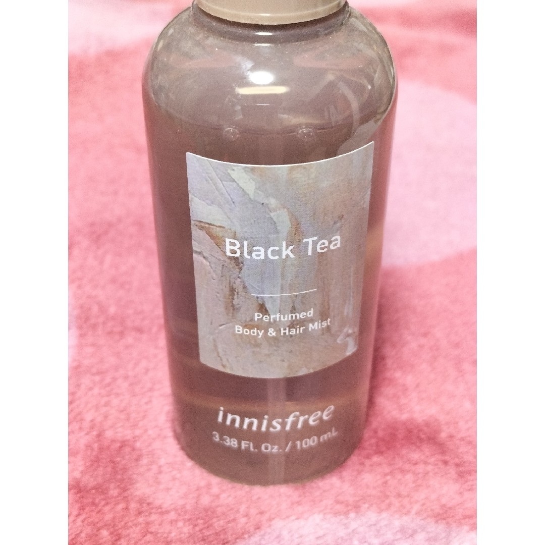 Innisfree(イニスフリー)のINNISFREE パフュームド ボディ＆ヘアミスト ブラックティー 100ml コスメ/美容のヘアケア/スタイリング(ヘアウォーター/ヘアミスト)の商品写真