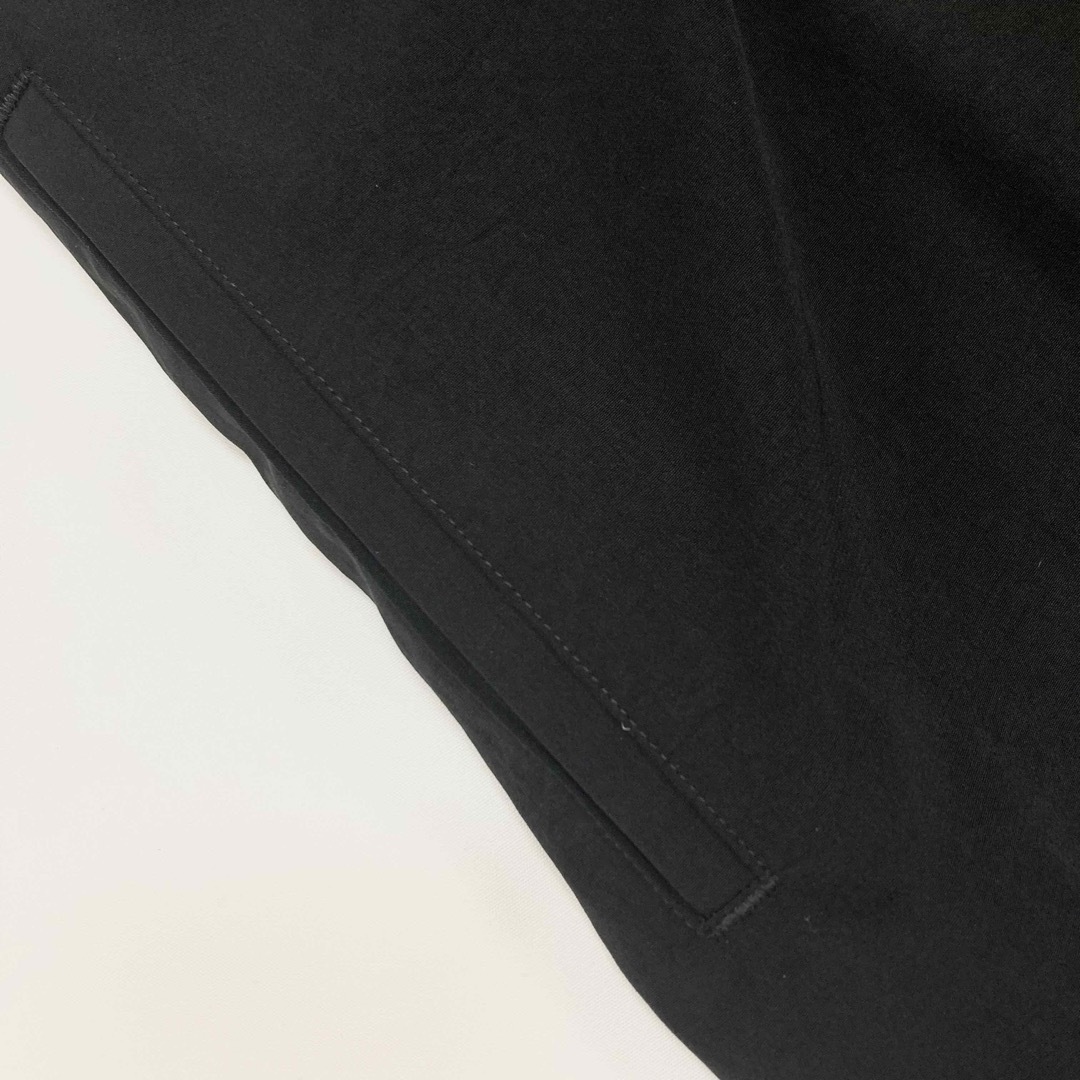 Yohji Yamamoto(ヨウジヤマモト)のヨウジヤマモト BACKSIDE GATHERED SALOPETTE 黒2 レディースのパンツ(サロペット/オーバーオール)の商品写真