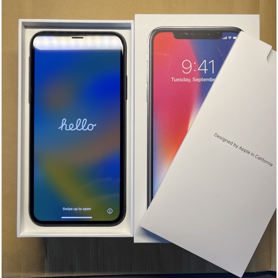 iPhone X 256GB  スマホ/家電/カメラのスマートフォン/携帯電話(スマートフォン本体)の商品写真