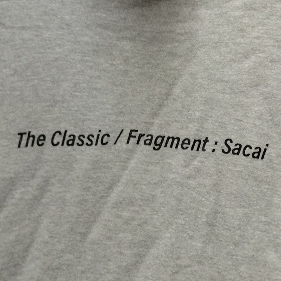 sacai(サカイ)のSACAI サカイ ×fragment 品番 21-0315S スウェット パーカー グレー サイズ 4 正規品 / 33797 メンズのトップス(パーカー)の商品写真