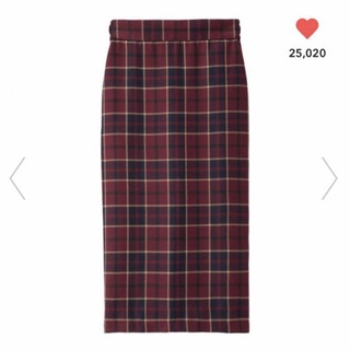 ジーユー(GU)の新品・未使用　GU 赤チェック柄　スカート　Sサイズ(ひざ丈スカート)
