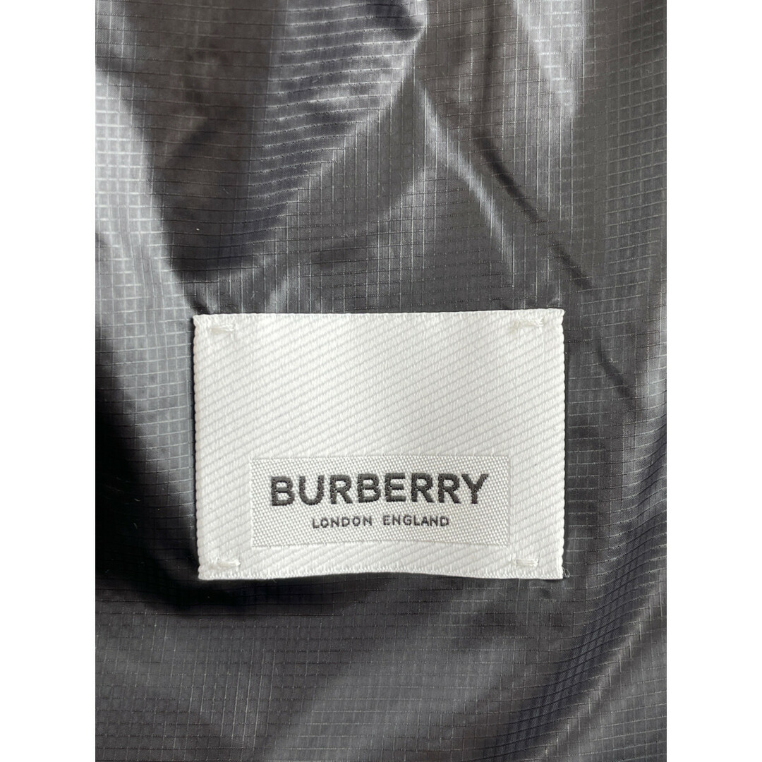 BURBERRY(バーバリー)のバーバリー ブラック 8041031 LOXHILL ダウンベスト S メンズのトップス(ベスト)の商品写真