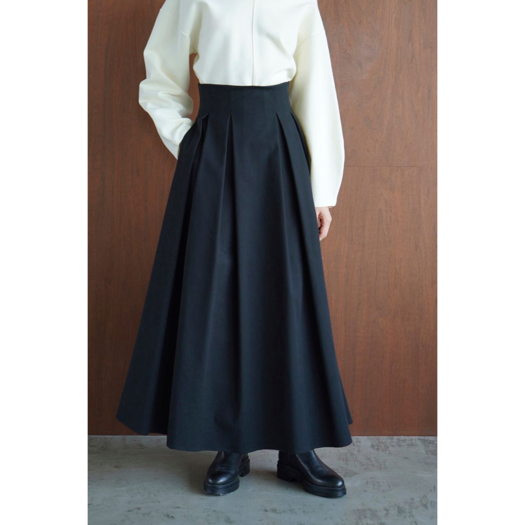 CLANE(クラネ)のハイウエストボリュームマキシスカート　春　SS  ブラック　完売　人気 レディースのスカート(ロングスカート)の商品写真