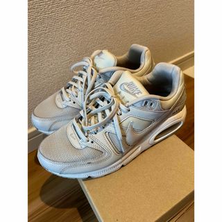 ナイキ(NIKE)の【美品】NIKE AIR MAX ホワイト24cm(スニーカー)