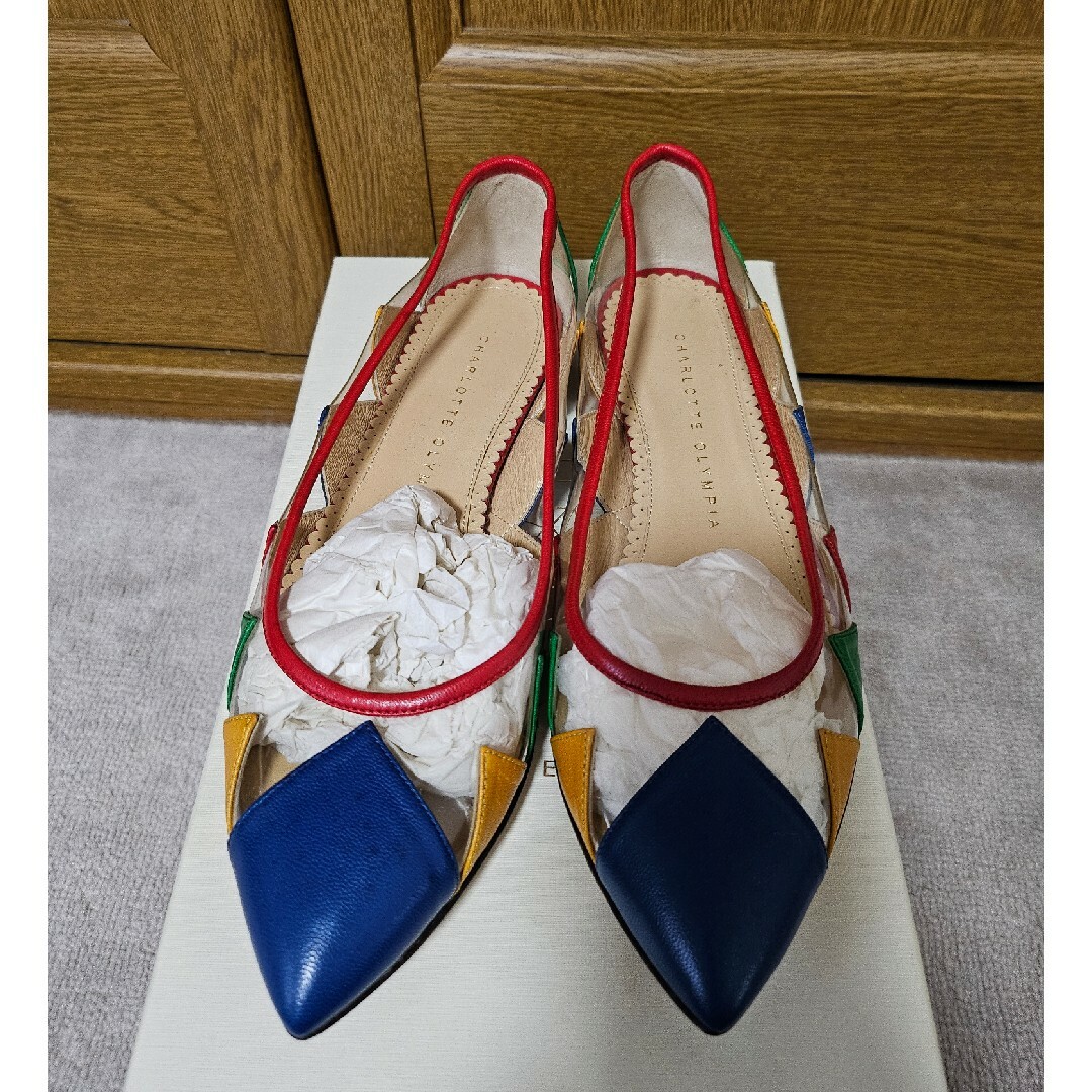 Charlotte Olympia(シャルロットオリンピア)のシャルロットオリンピア　フラットシューズ　未使用37 レディースの靴/シューズ(その他)の商品写真