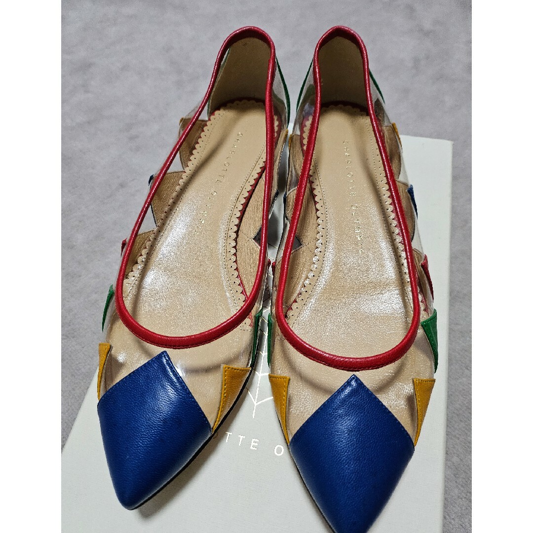 Charlotte Olympia(シャルロットオリンピア)のシャルロットオリンピア　フラットシューズ　未使用37 レディースの靴/シューズ(その他)の商品写真