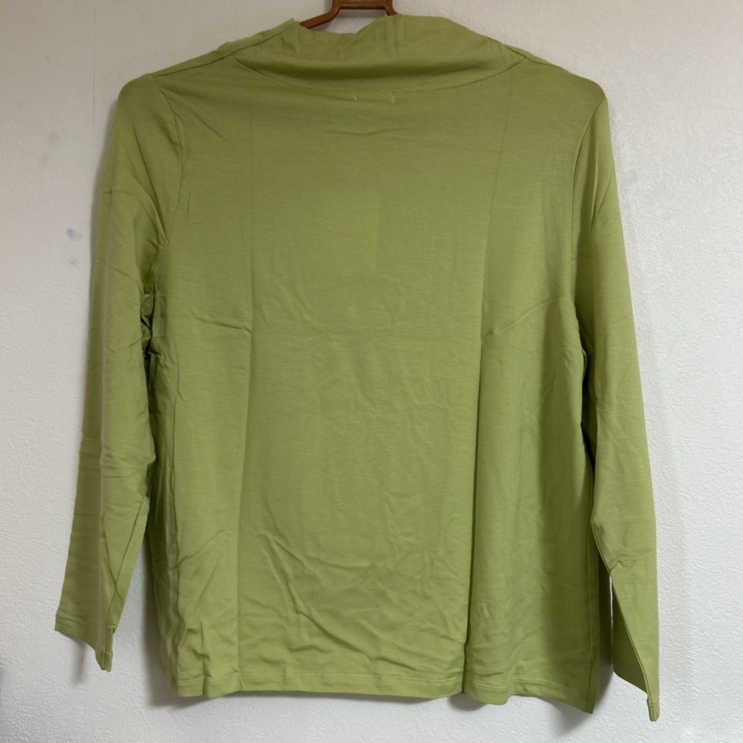 cecile(セシール)の大きいサイズ  テンセル  ドレープネック Tシャツ  グリーン レディースのトップス(カットソー(長袖/七分))の商品写真