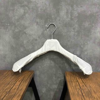 マルタンマルジェラ(Maison Martin Margiela)の新品 メゾン マルジェラ 布 カバー ハンガー 大 ホワイト 白 メンズ (その他)