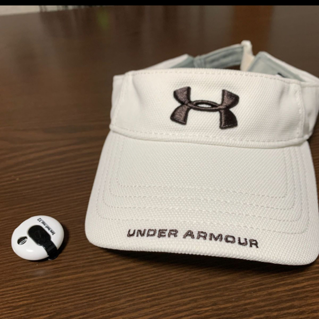 UNDER ARMOUR(アンダーアーマー)の【美品】メンズ　レディース　アンダーアーマー　 サンバイザー ゴルフ メンズの帽子(サンバイザー)の商品写真