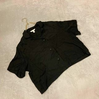 エイチアンドエム(H&M)の【H&M】エイチアンドエム（M）シャツ 半袖 レーヨン100%(シャツ/ブラウス(半袖/袖なし))