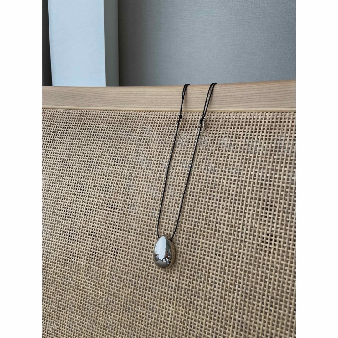 TODAYFUL(トゥデイフル)の【NEW】Drop×本革 Leather Necklace レディースのアクセサリー(ネックレス)の商品写真