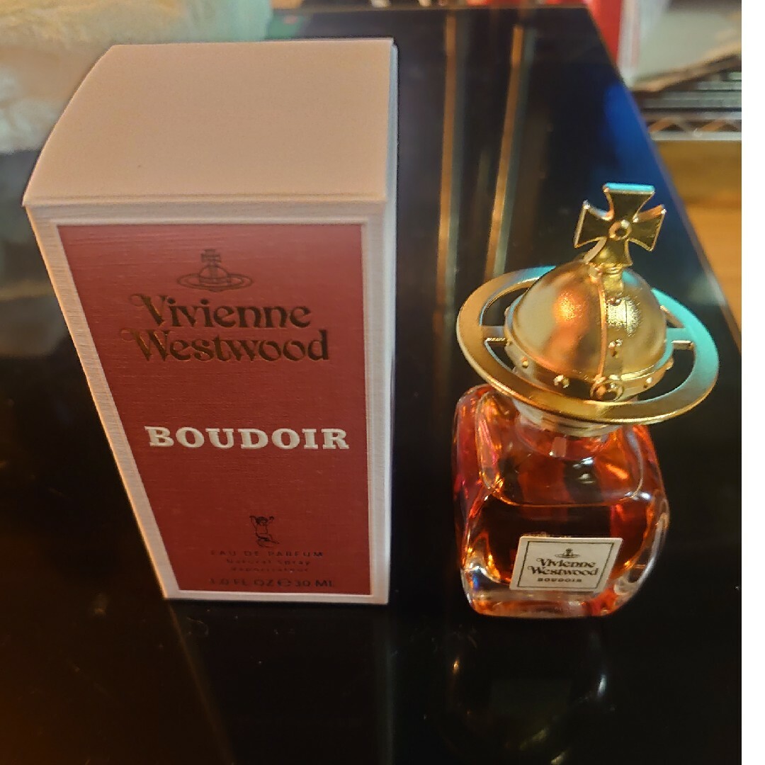 Vivienne Westwood(ヴィヴィアンウエストウッド)のヴィヴィアン ウエストウッド ブドワール edp sp30ml コスメ/美容の香水(その他)の商品写真