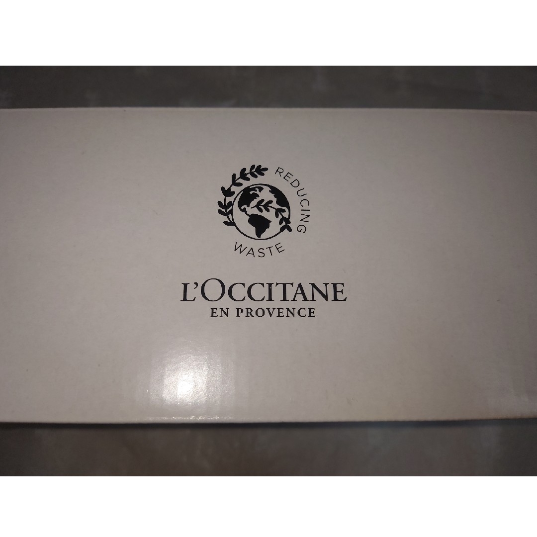 L'OCCITANE(ロクシタン)のロクシタンノベルティ　ポータブルキャリー インテリア/住まい/日用品のキッチン/食器(収納/キッチン雑貨)の商品写真