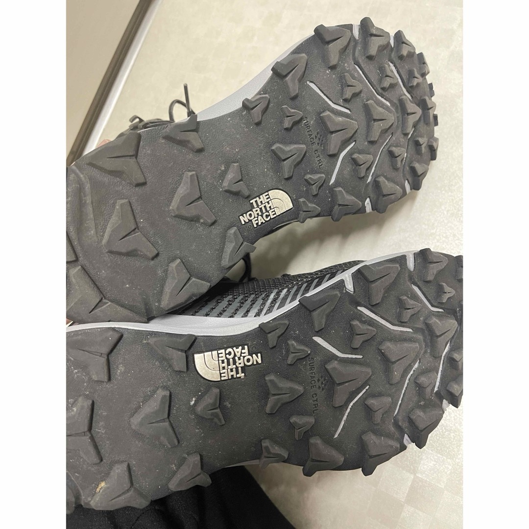 THE NORTH FACE(ザノースフェイス)の【一度のみ！の美品】ノースフェイス　トレイルランニングシューズ　size27.5 メンズの靴/シューズ(その他)の商品写真