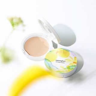 ナチュラグラッセ(naturaglace)の新品☆ナチュラグラッセ  UVパウダーコンパクト2024 SPF50(フェイスパウダー)