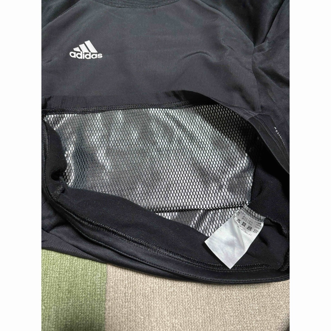 adidas(アディダス)のお値下げ中！adidas キッズ用アンダーシャツ　140cm キッズ/ベビー/マタニティのキッズ服男の子用(90cm~)(Tシャツ/カットソー)の商品写真