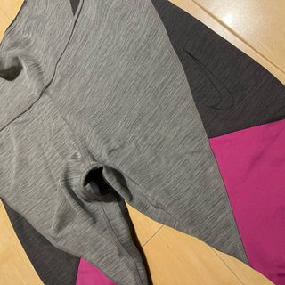 ナイキ(NIKE)のNIKE レギンス(レギンス/スパッツ)