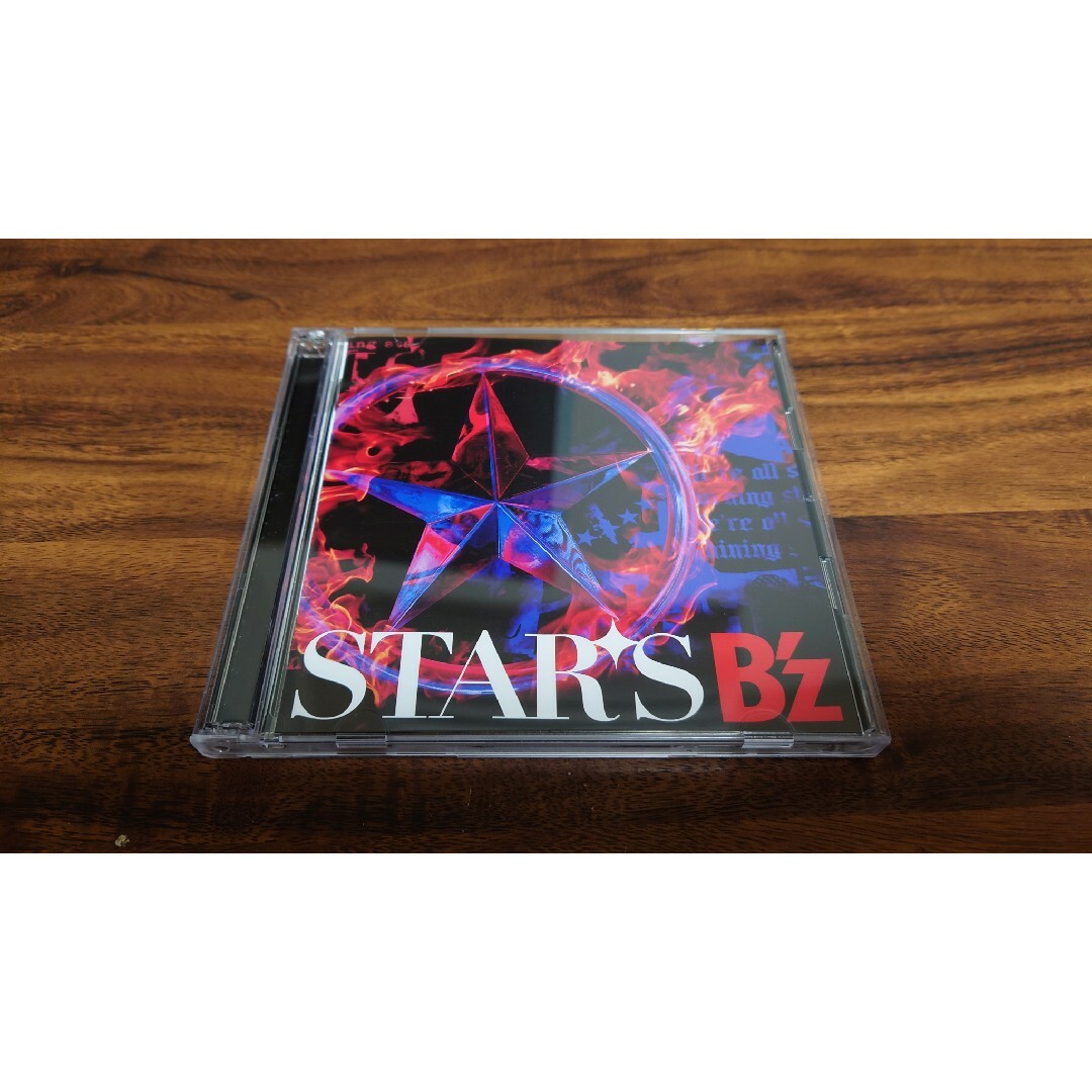 【B'z】STARS（Blu-ray付き） エンタメ/ホビーのCD(ポップス/ロック(邦楽))の商品写真