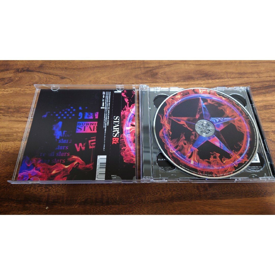 【B'z】STARS（Blu-ray付き） エンタメ/ホビーのCD(ポップス/ロック(邦楽))の商品写真