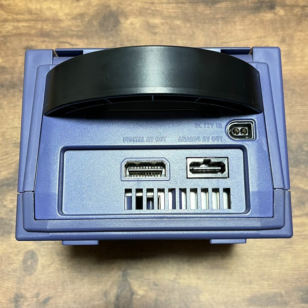 ニンテンドーゲームキューブ(ニンテンドーゲームキューブ)のニンテンドー　ゲームキューブ　GAMECUBE　本体　バイオレット　動作品　③ エンタメ/ホビーのゲームソフト/ゲーム機本体(家庭用ゲーム機本体)の商品写真