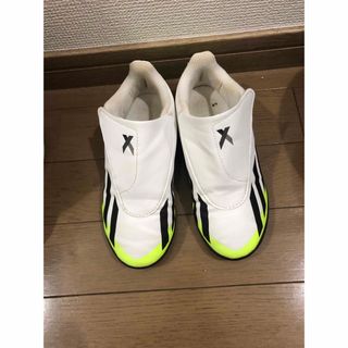 アディダス(adidas)のadidasサッカーシューズ　(サッカー)