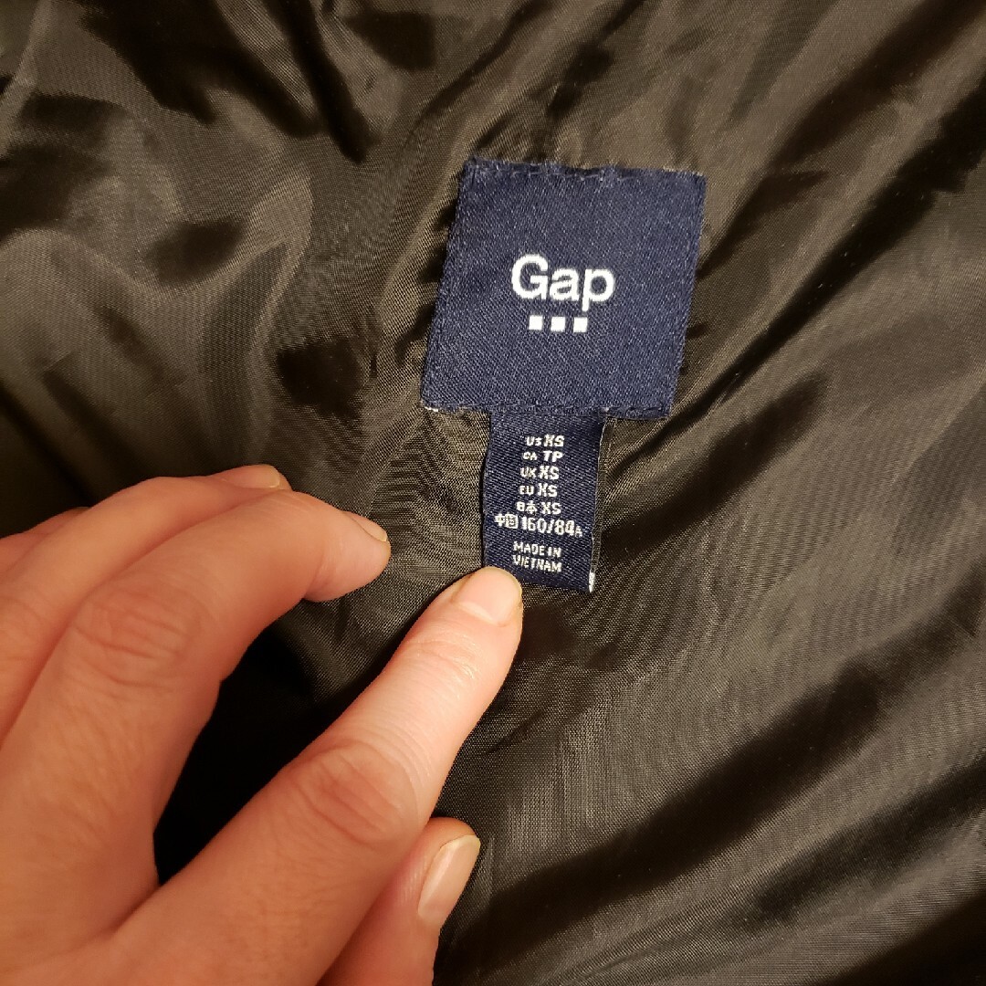 GAP(ギャップ)のGapパディングベスト レディースのトップス(ベスト/ジレ)の商品写真