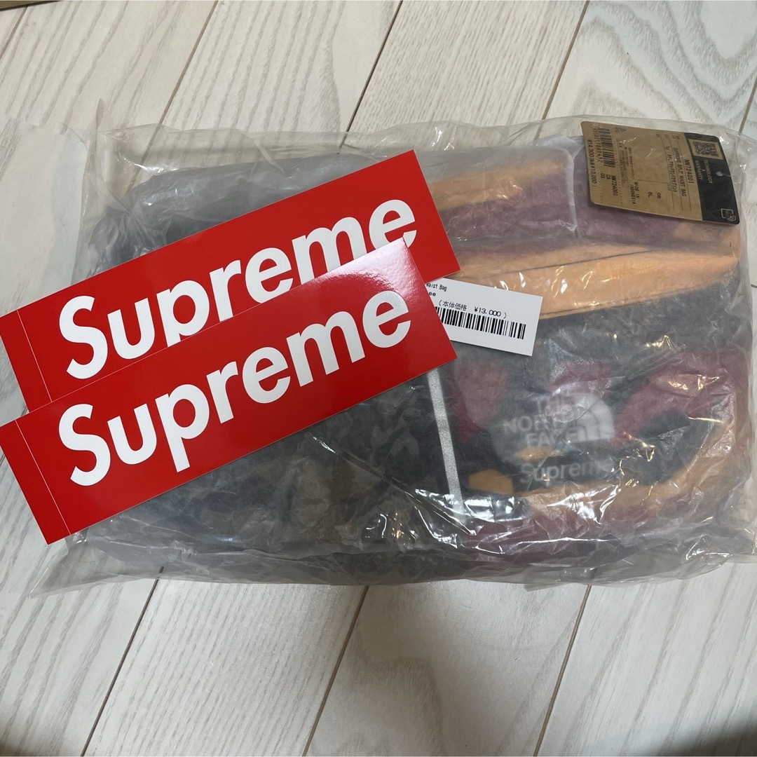 Supreme(シュプリーム)のSupreme The North Face Split Waist Bag メンズのバッグ(ウエストポーチ)の商品写真