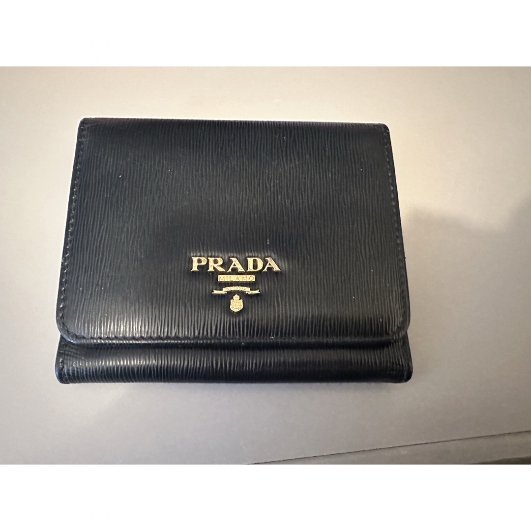 PRADA(プラダ)の✴︎美品✴︎PRADA三つ折り財布 メンズのファッション小物(折り財布)の商品写真