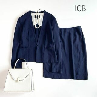 アイシービー(ICB)のICB ノーカラージャケット スカート セットアップ ネイビー 2(スーツ)