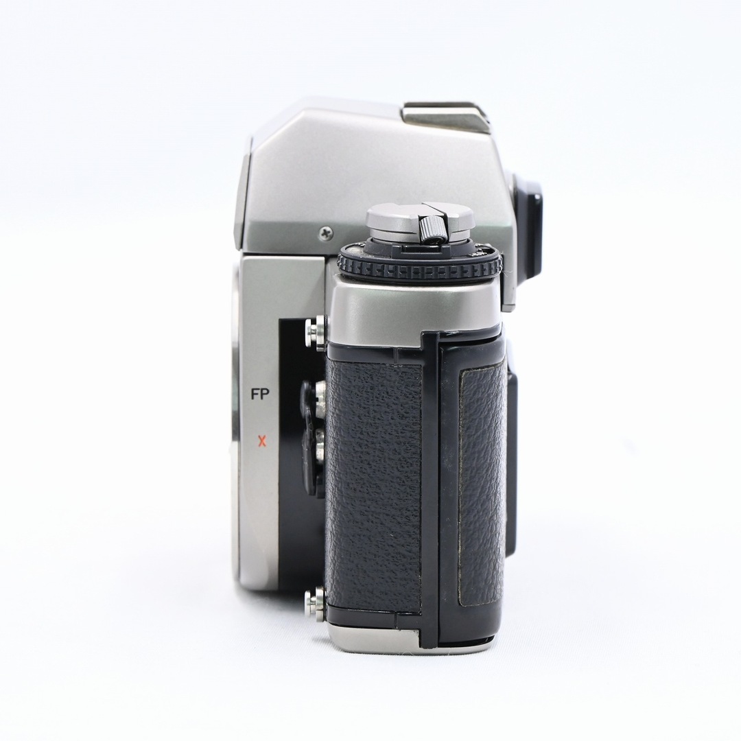 PENTAX(ペンタックス)のPENTAX LX Titan チタン 75周年記念モデル スマホ/家電/カメラのカメラ(フィルムカメラ)の商品写真