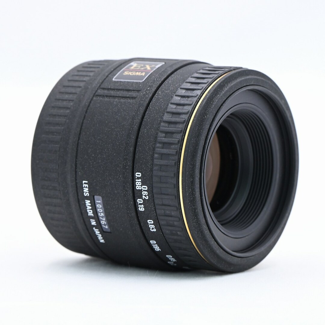 SIGMA(シグマ)のSIGMA 50mm F2.8 DG MACRO キヤノン用 スマホ/家電/カメラのカメラ(レンズ(単焦点))の商品写真