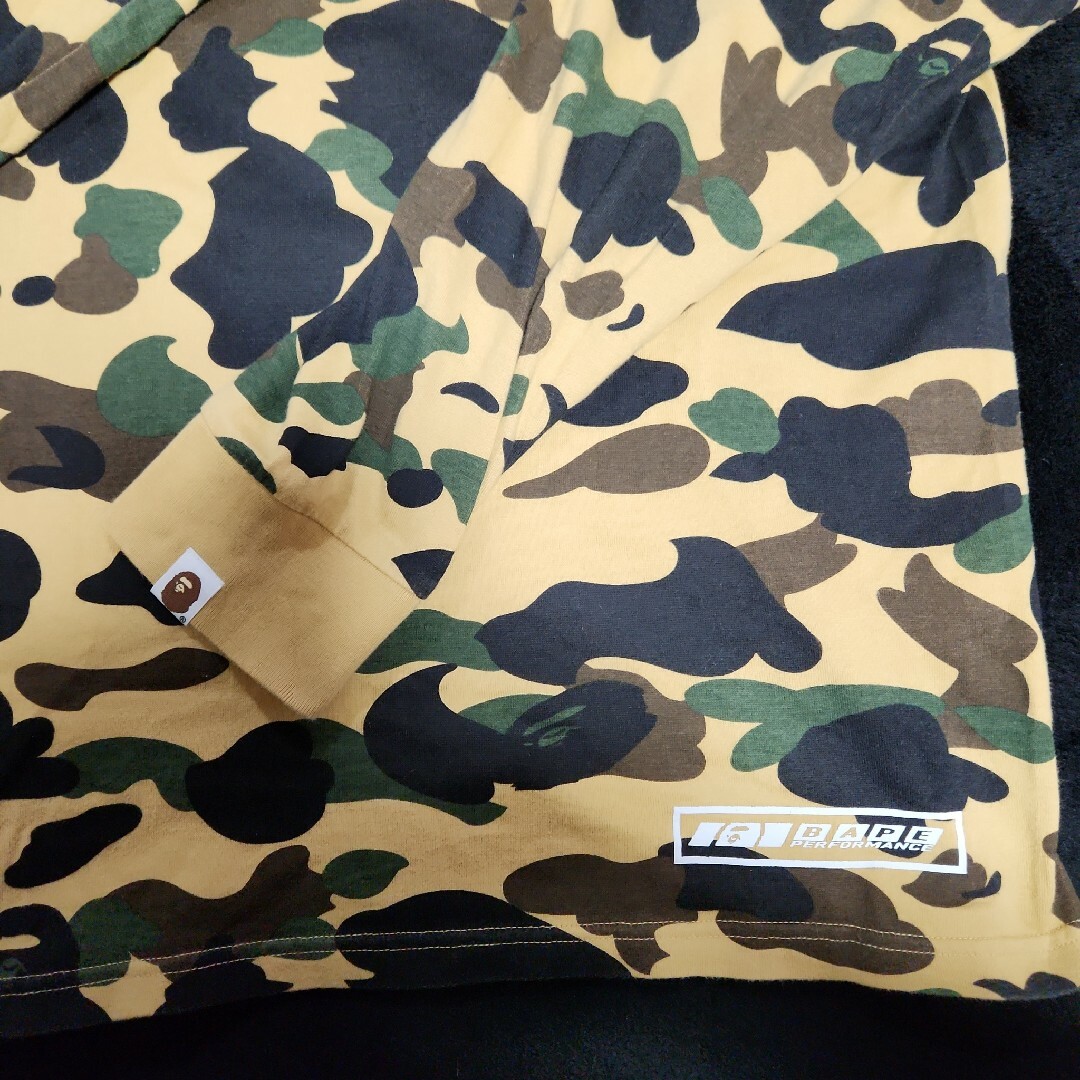 A BATHING APE(アベイシングエイプ)のアベイシングエイプ メンズのトップス(Tシャツ/カットソー(七分/長袖))の商品写真