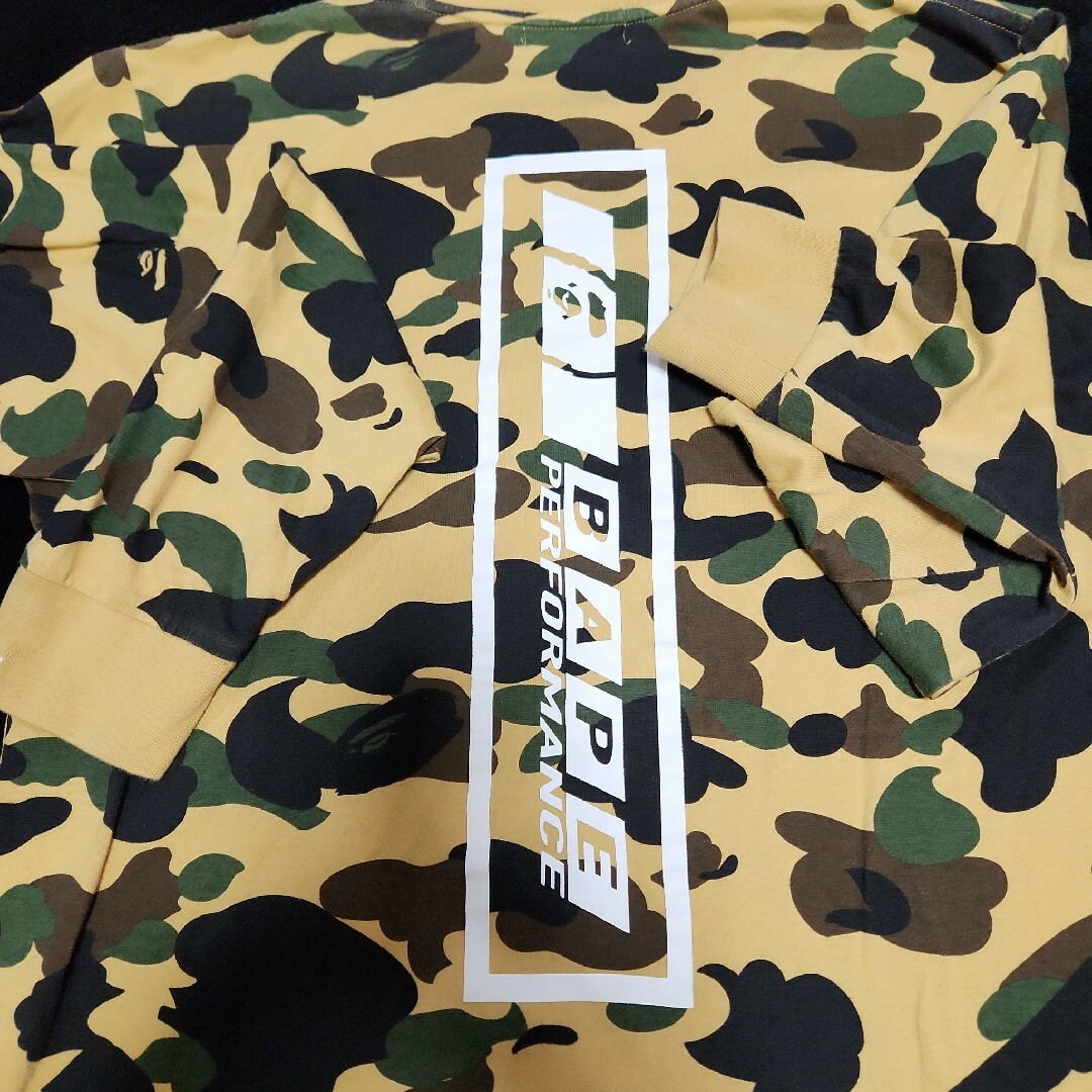 A BATHING APE(アベイシングエイプ)のアベイシングエイプ メンズのトップス(Tシャツ/カットソー(七分/長袖))の商品写真