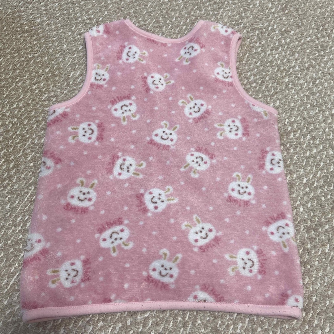 西松屋(ニシマツヤ)の  子供女の子ベスト キッズ/ベビー/マタニティのキッズ服女の子用(90cm~)(ジャケット/上着)の商品写真