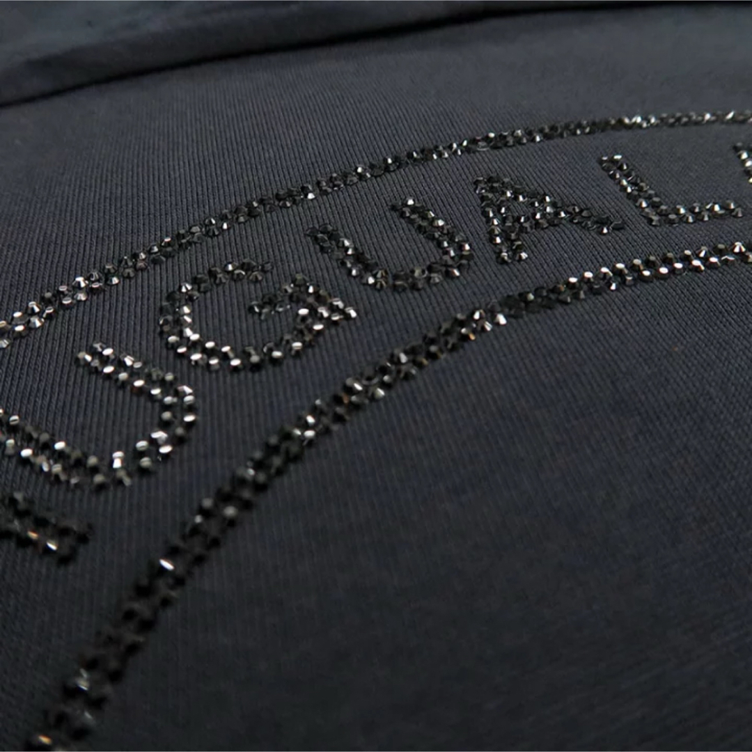 1piu1uguale3(ウノピゥウノウグァーレトレ)のウノピュウ ラインストーンロンT  Mサイズ  ブラック 長袖Tシャツ メンズのトップス(Tシャツ/カットソー(七分/長袖))の商品写真