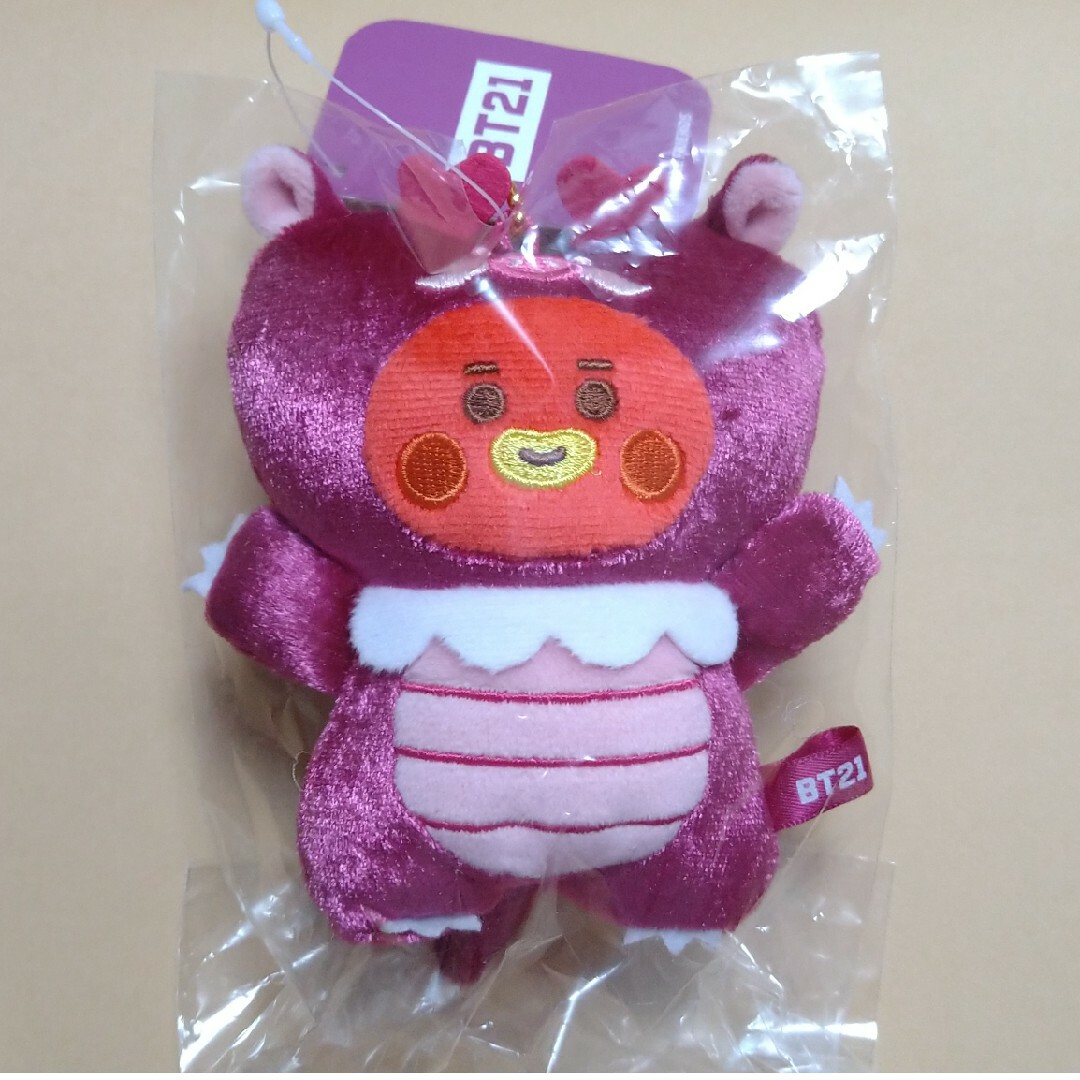 BT21(ビーティーイシビル)のBT21 カラー ドラゴン タタ Purple エンタメ/ホビーのおもちゃ/ぬいぐるみ(キャラクターグッズ)の商品写真