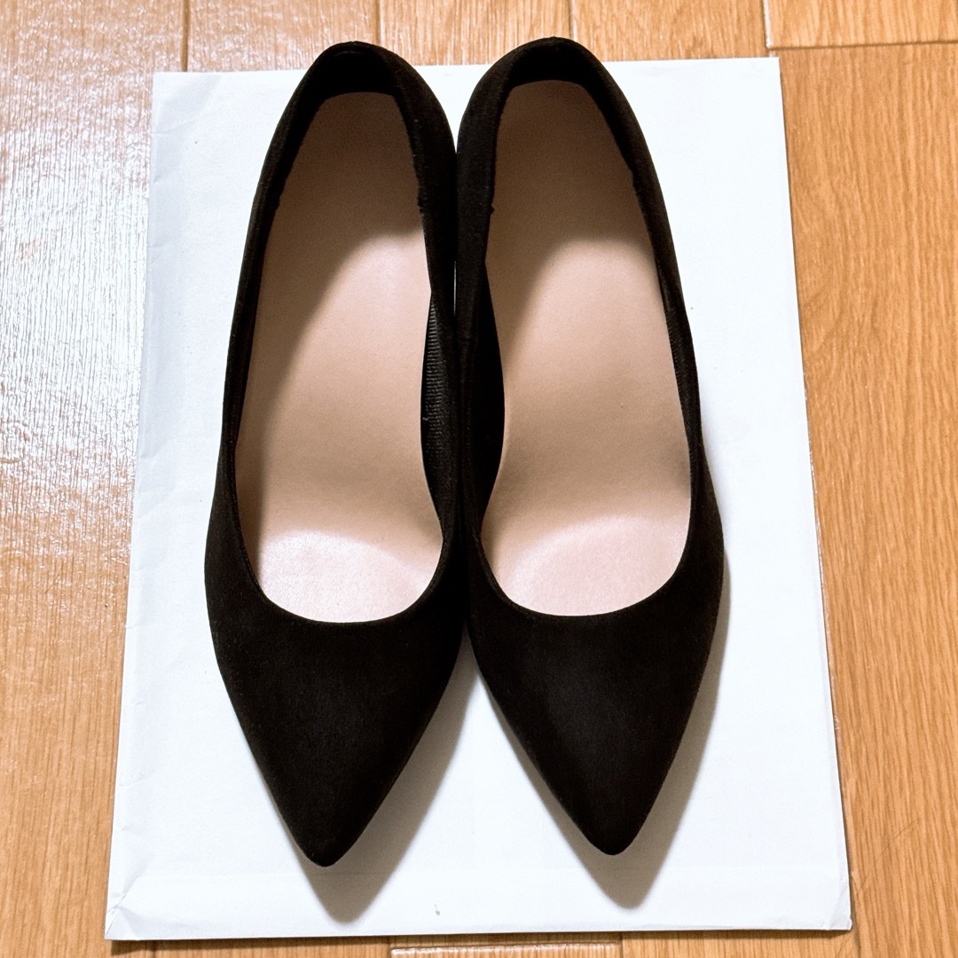 GU(ジーユー)のマシュマロパンプス 幅広め（ヒール5.7cm） ブラック 24.5cm レディースの靴/シューズ(ハイヒール/パンプス)の商品写真