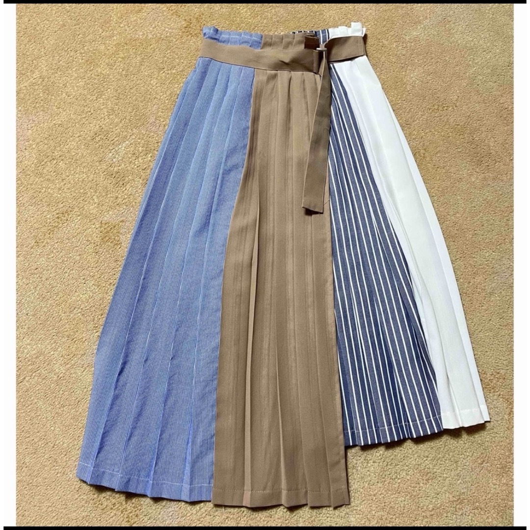 REDYAZEL(レディアゼル)のレディアゼル　スカート　プリーツスカート　巻きスカート　アシンメトリー レディースのスカート(ひざ丈スカート)の商品写真