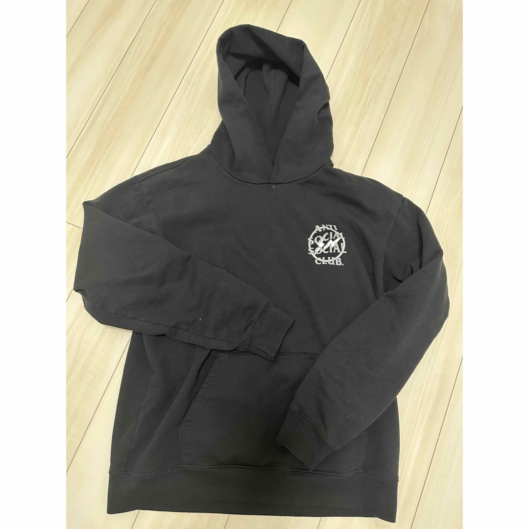 ANTI SOCIAL SOCIAL CLUB(アンチソーシャルソーシャルクラブ)のANTISOCIAL fragment logo hoodie メンズのトップス(パーカー)の商品写真