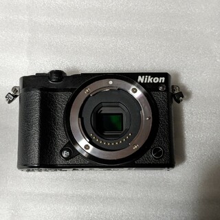 Nikon  ミラーレス一眼カメラ Nikon 1 J5 BLACK(ミラーレス一眼)